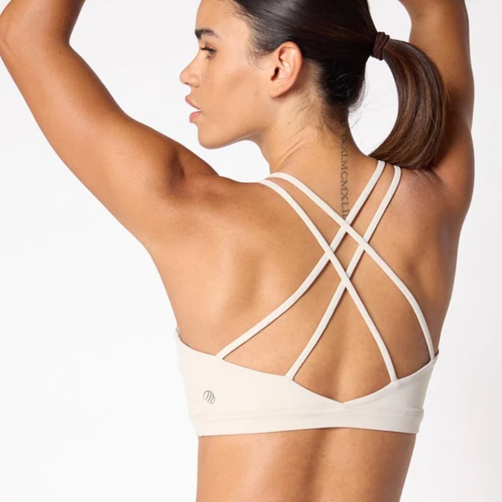 MPG Vital Strappy V-Neck Sports Bra Cream Size XL